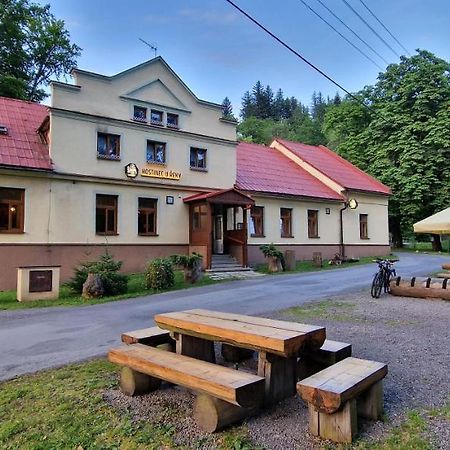 Hostinec U Reky Hotell Ostravice Eksteriør bilde