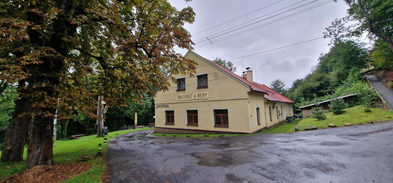 Hostinec U Reky Hotell Ostravice Eksteriør bilde