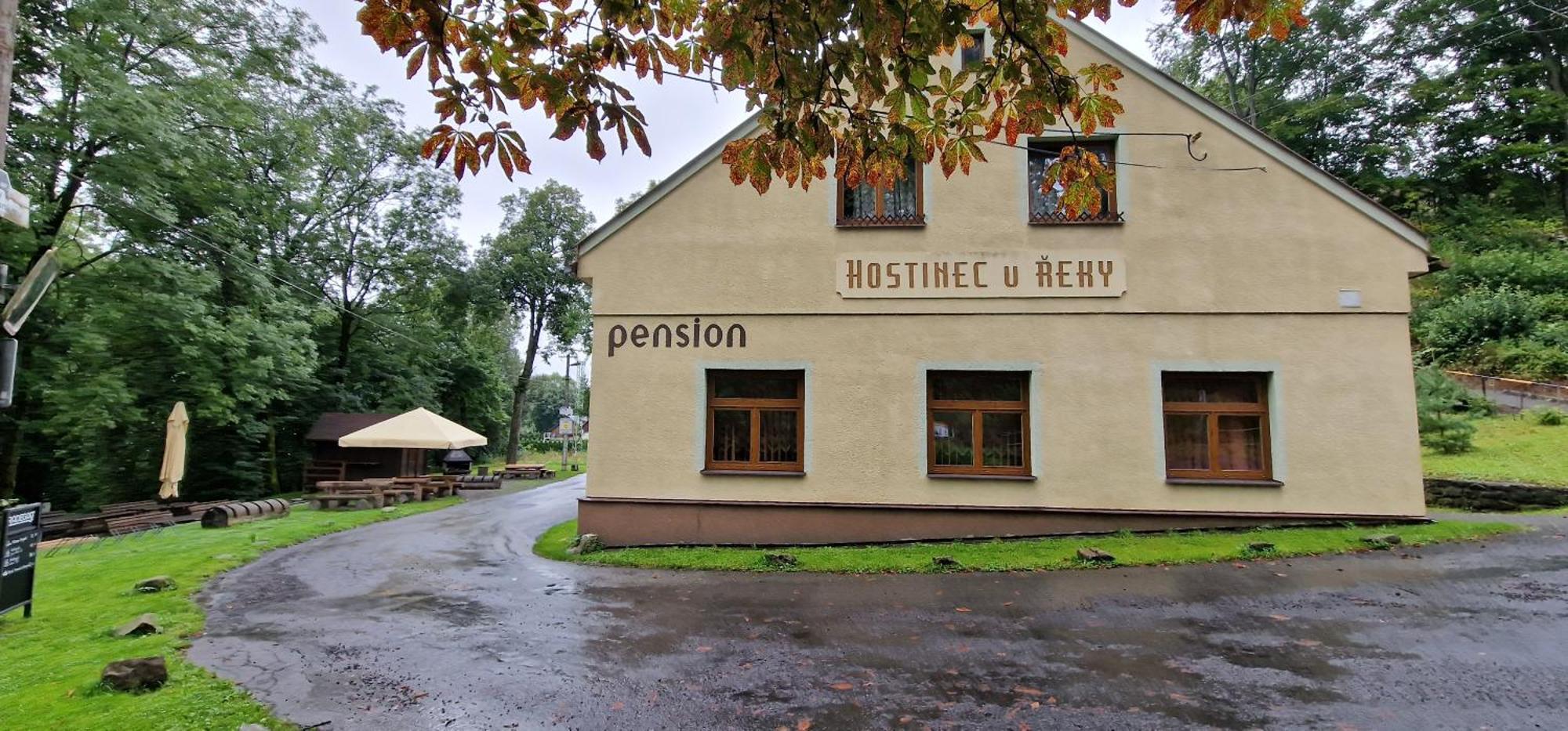 Hostinec U Reky Hotell Ostravice Eksteriør bilde